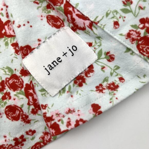 Jane + Jo Floral Dress - Picture 2 of 6